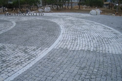random stone paving
