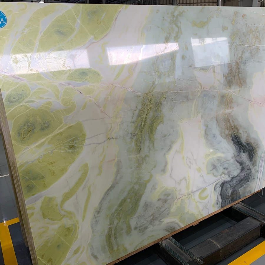 Dreaming Green quartzite slabs factory price polished 34''