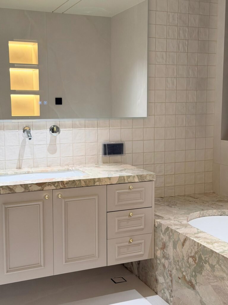 breccia rose botticelli marble