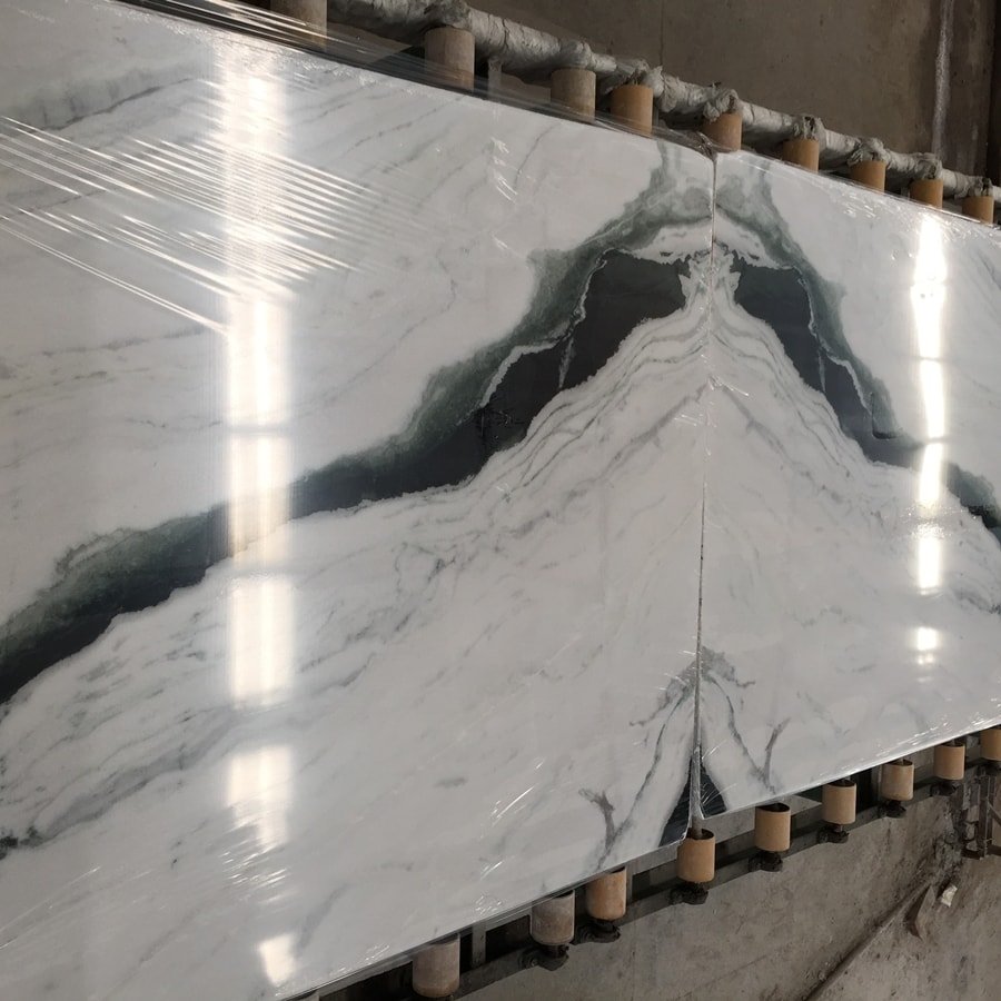 Bookmatching Panda White marble