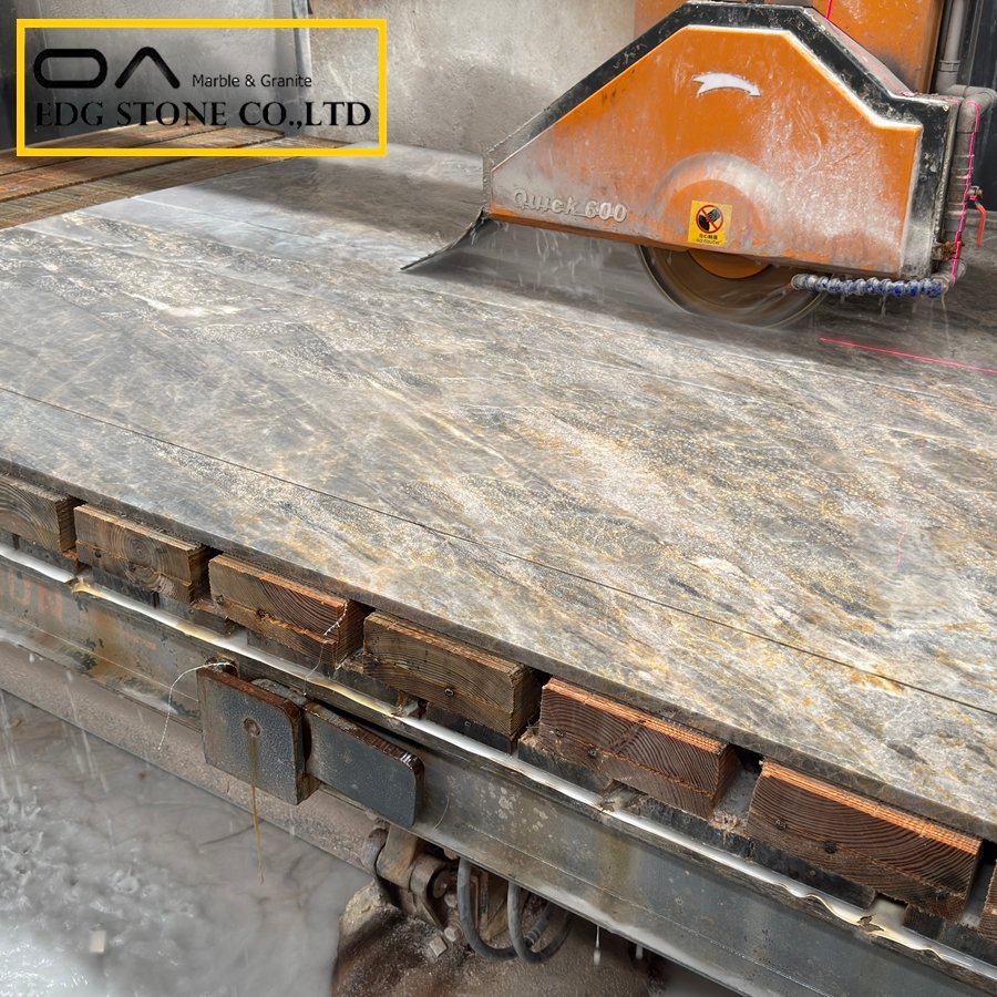 Honed vs leathered quartzite