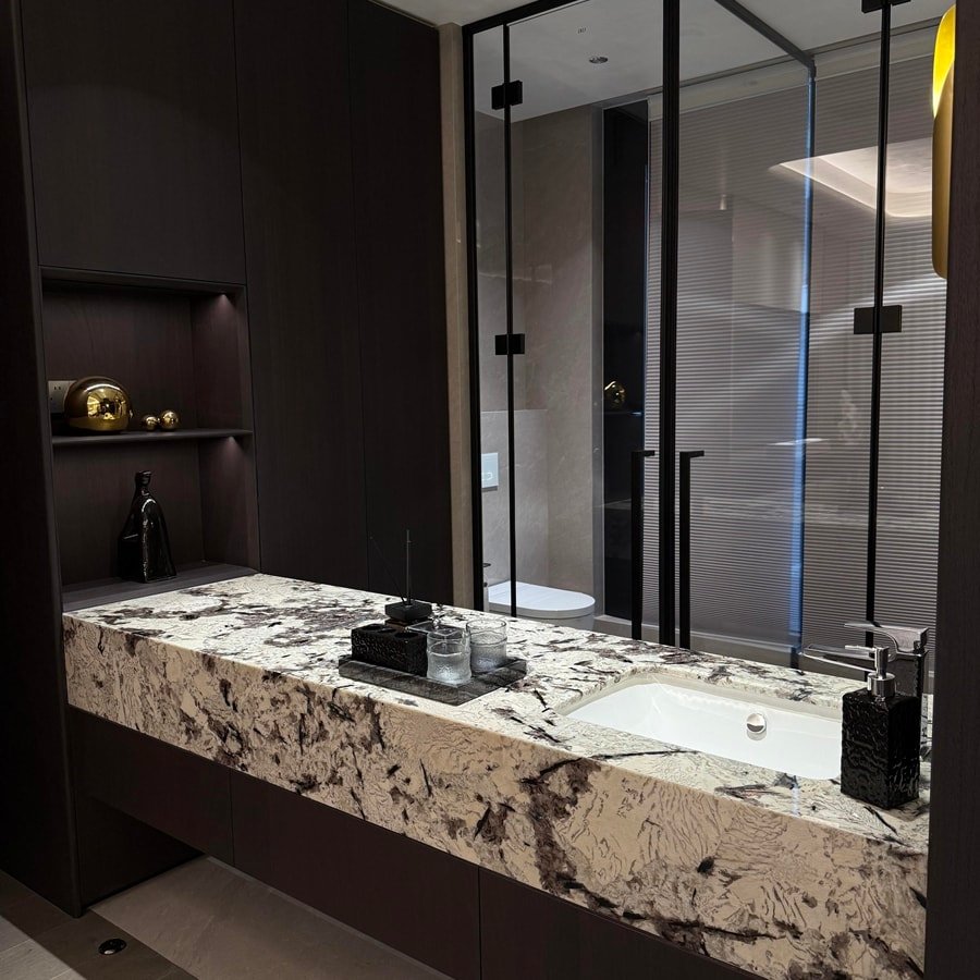 is quartzite good for bathroom countertops