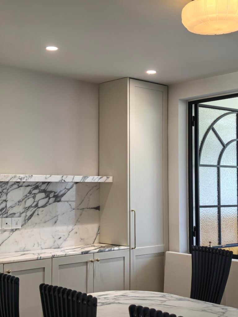 white kitchen marble countertop