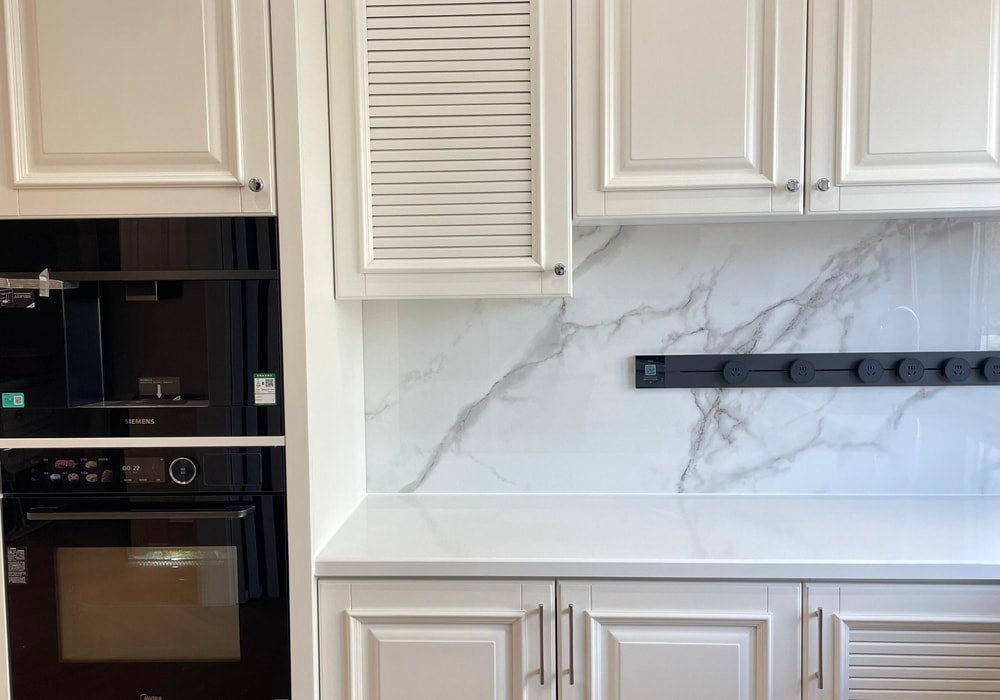 Minimalist kitchen design