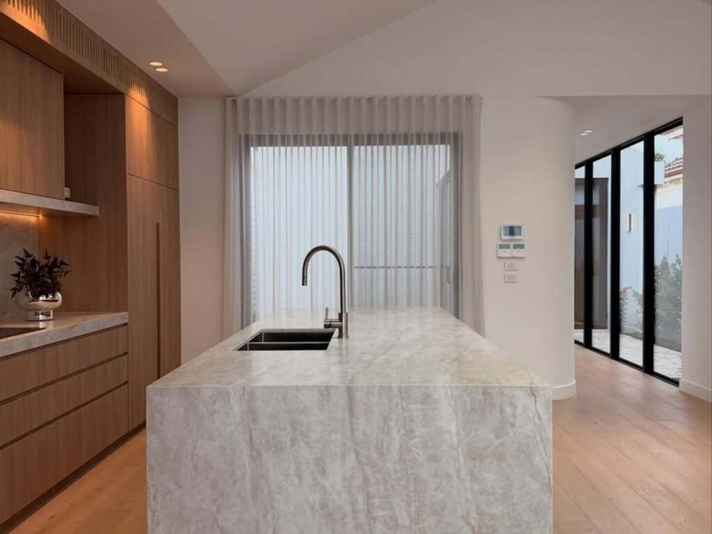 Taj Mahal quartzite