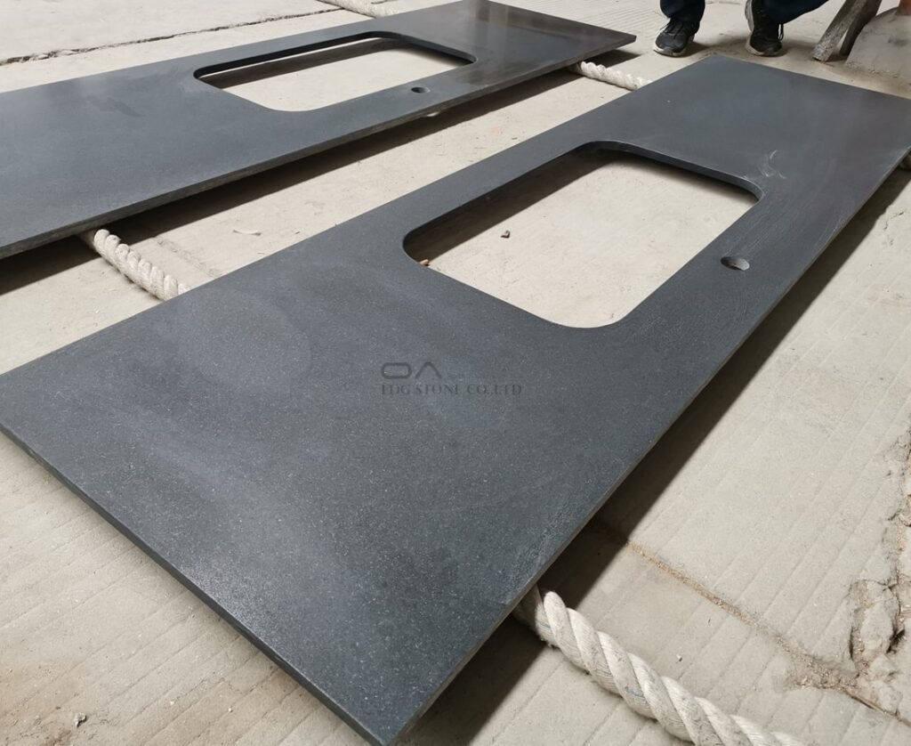 black quartz countertops
