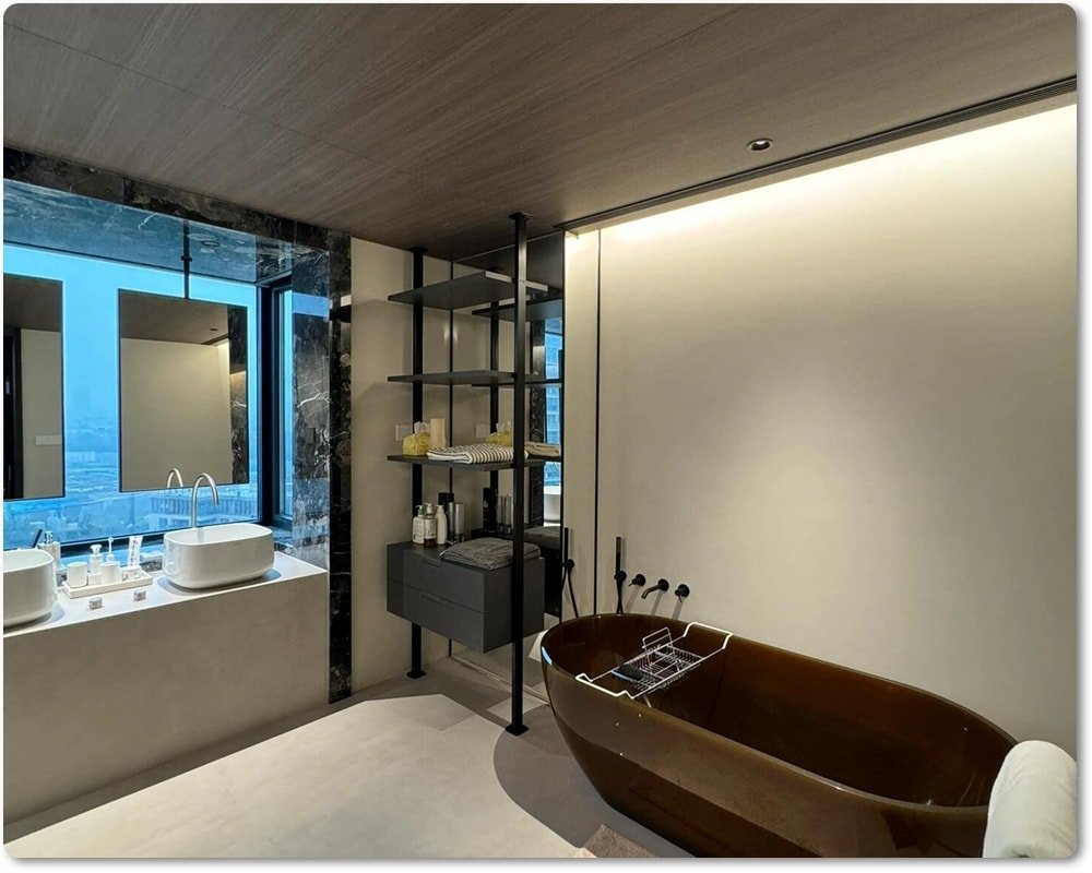 Quartz Shower Walls
