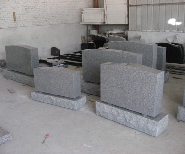 grave makers (3)