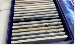 lue quartz slabs and green quartz slabs