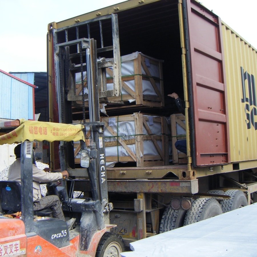Container Loading and Export