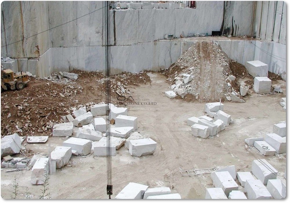 italian calacatta marble source
