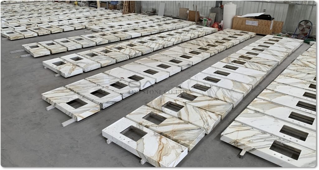 How to tell the difference between quartzite and marble