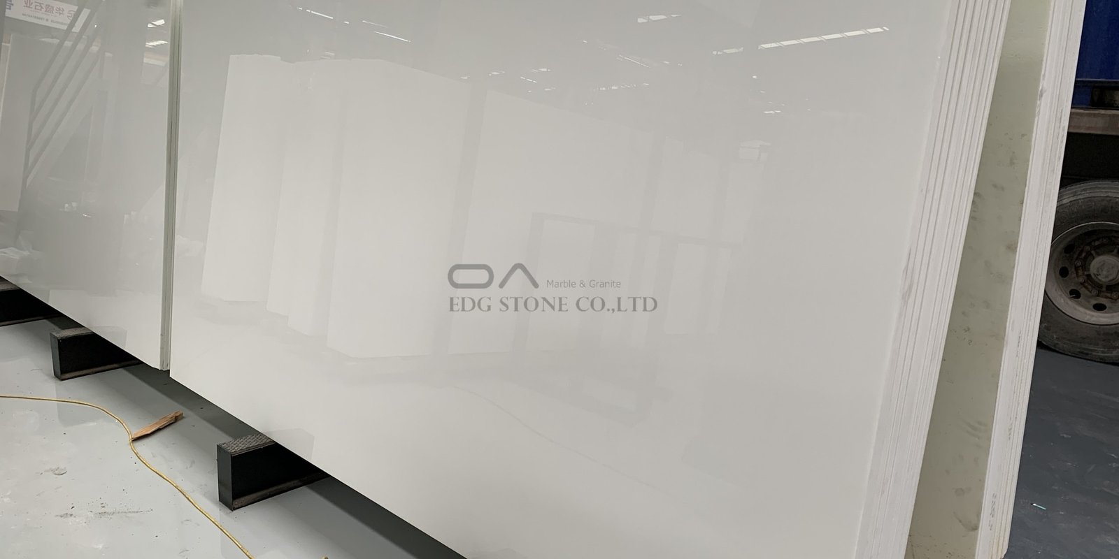 Nano Glass Stone vs Quartz