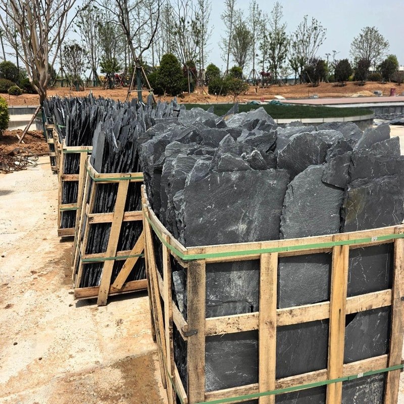Slate roof tiles (72)